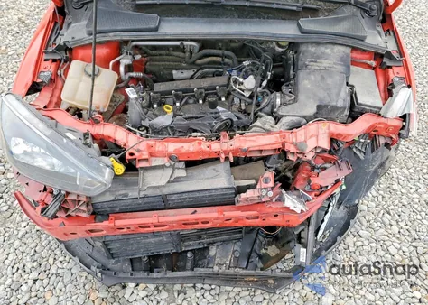 2016 Ford Focus Se z USA, uszkodzony, nr VIN 1FADP3K22GL340682